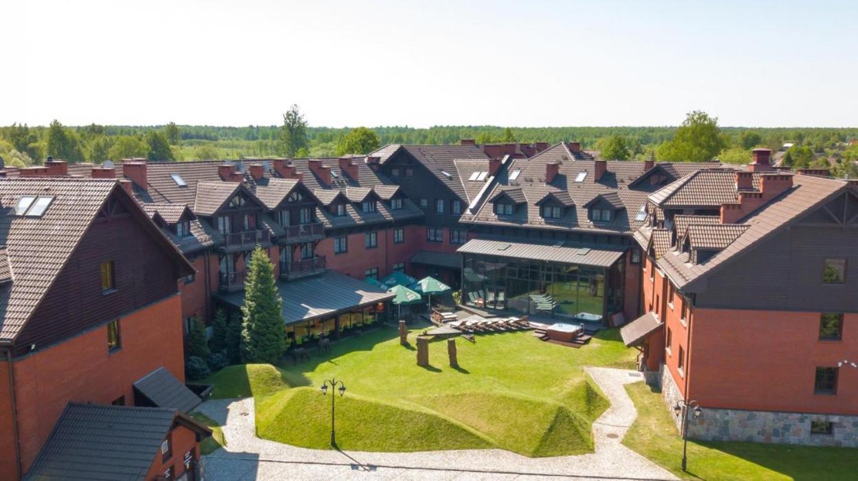 Hotel Zubrowka Spa & Wellness Białowieża Екстериор снимка