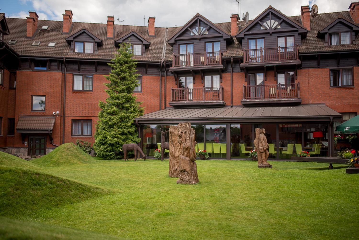 Hotel Zubrowka Spa & Wellness Białowieża Екстериор снимка
