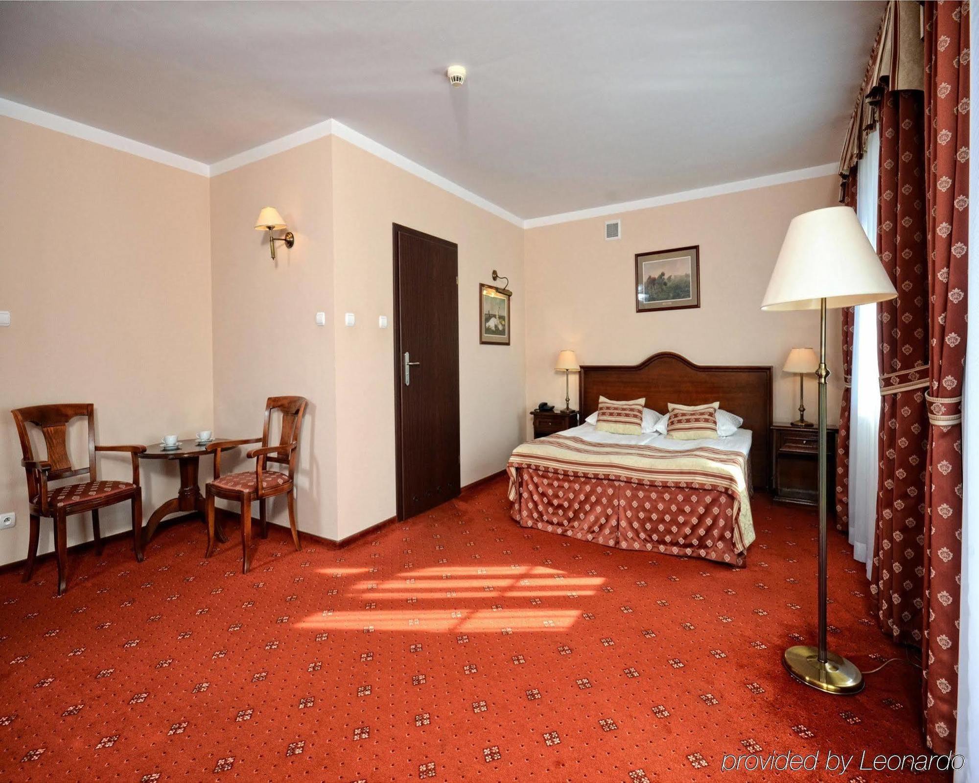 Hotel Zubrowka Spa & Wellness Białowieża Екстериор снимка